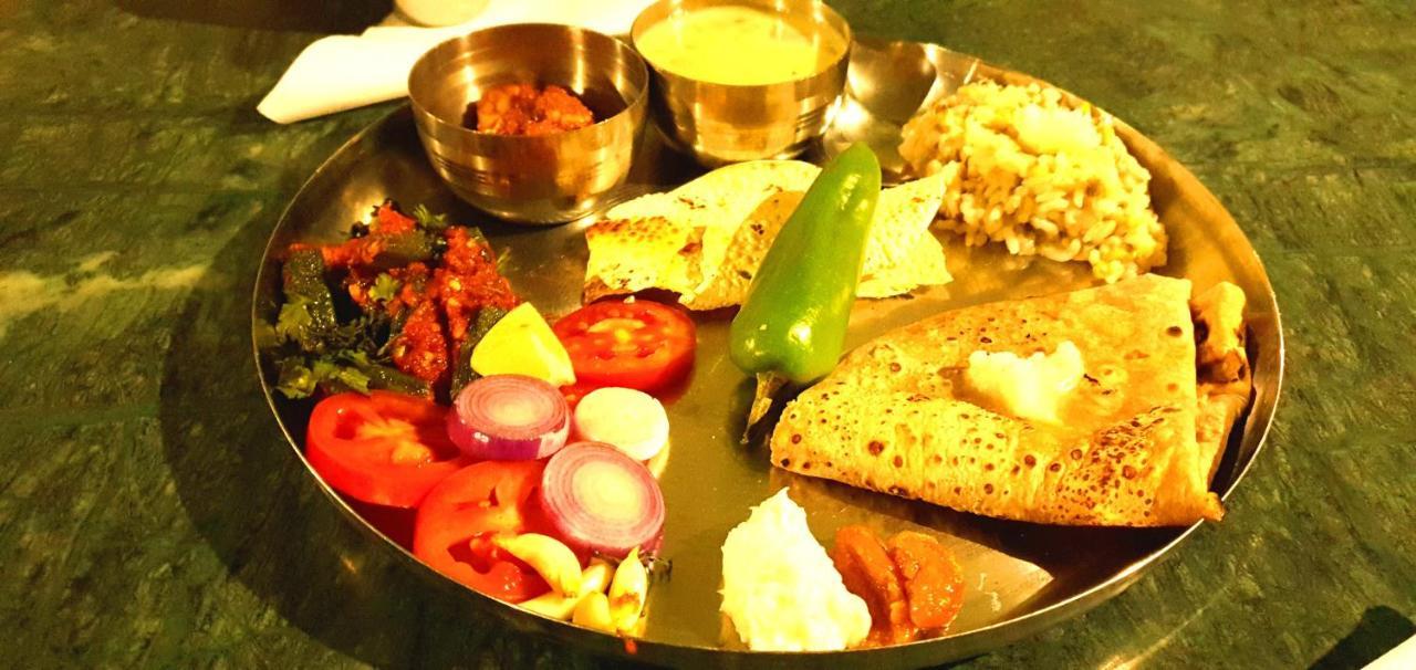 The Wilds Villa Gir Jungle Stay With Swimming Pool Sasan Gir Eksteriør bilde