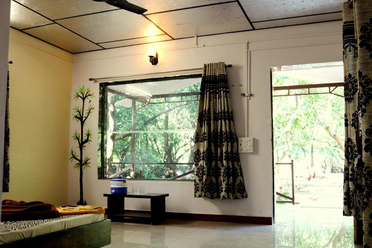 The Wilds Villa Gir Jungle Stay With Swimming Pool Sasan Gir Eksteriør bilde