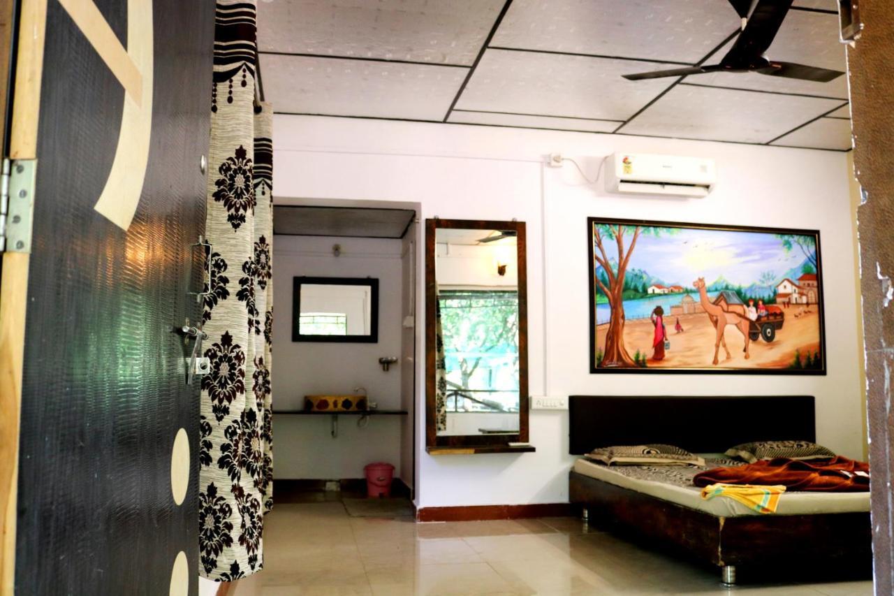 The Wilds Villa Gir Jungle Stay With Swimming Pool Sasan Gir Eksteriør bilde