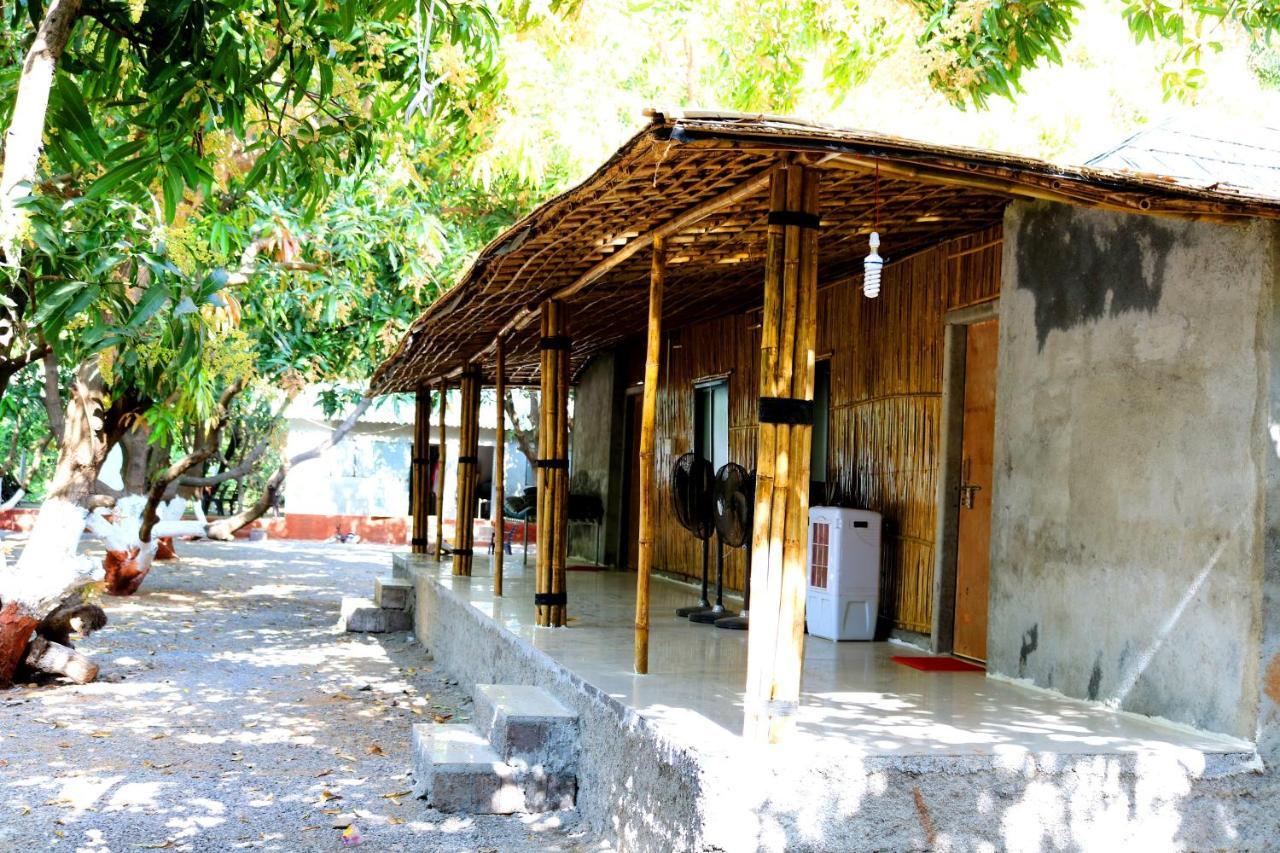 The Wilds Villa Gir Jungle Stay With Swimming Pool Sasan Gir Eksteriør bilde